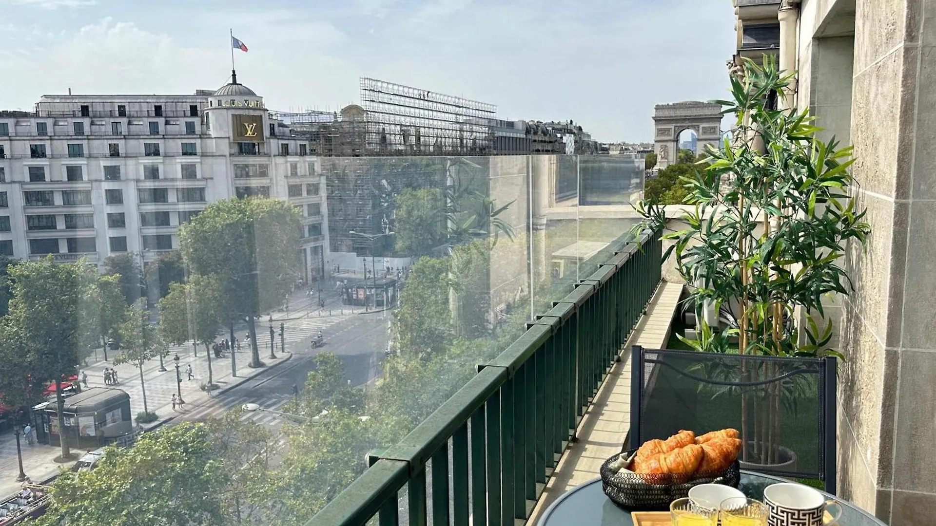 Unique Panoramic Flat Champs-elysees Apartment